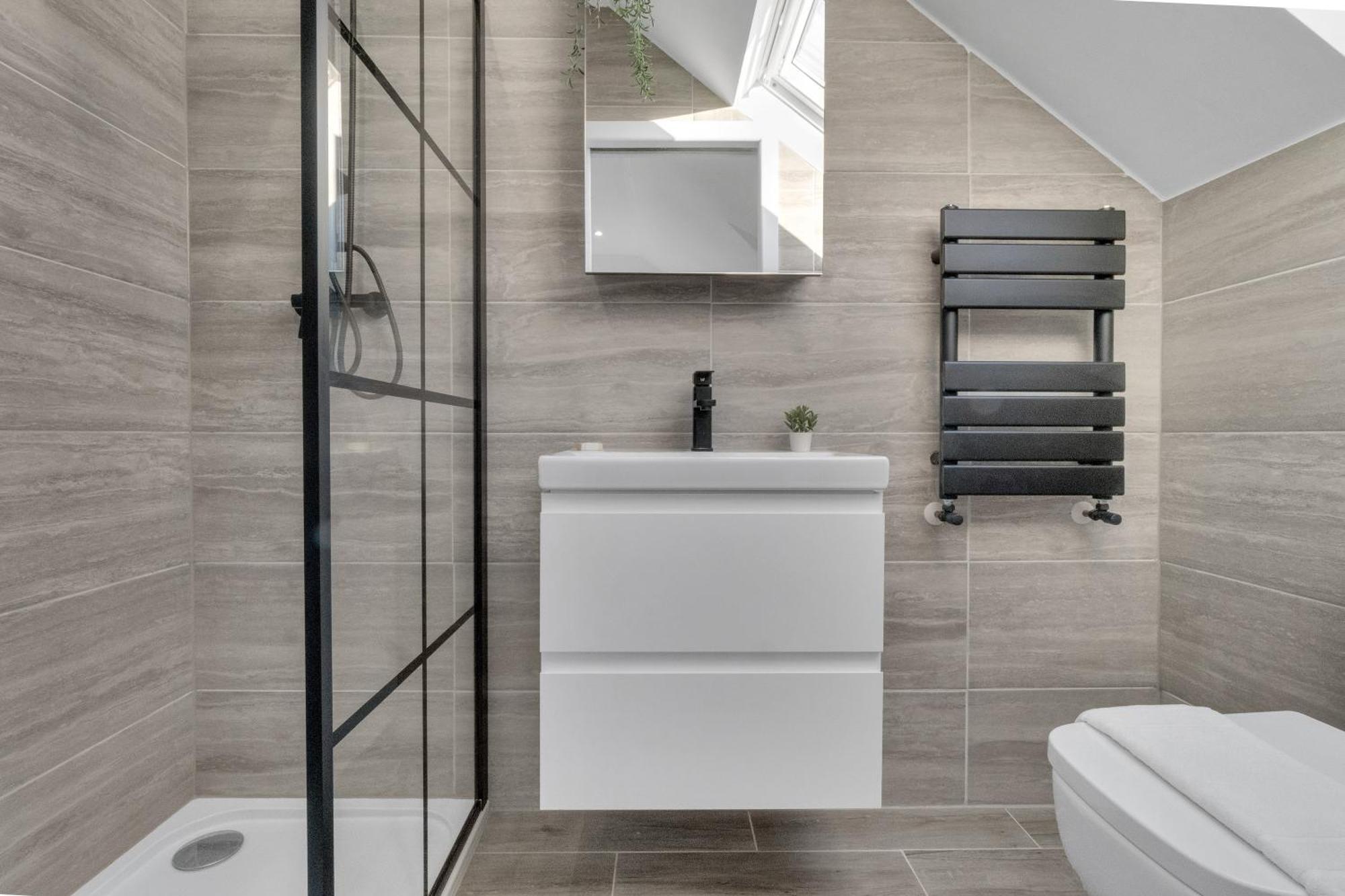 Homely North London Apartments Hendon The Hyde Dış mekan fotoğraf