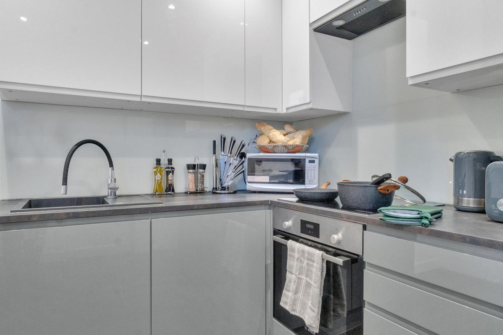 Homely North London Apartments Hendon The Hyde Dış mekan fotoğraf