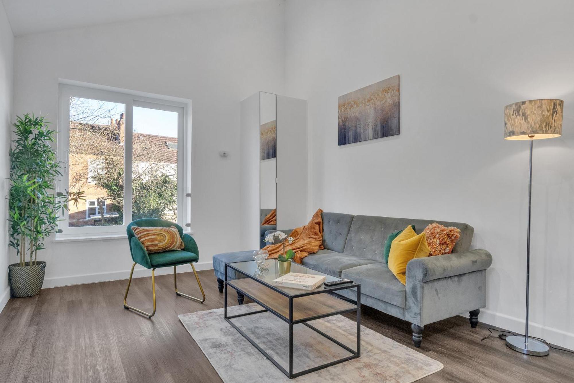 Homely North London Apartments Hendon The Hyde Dış mekan fotoğraf